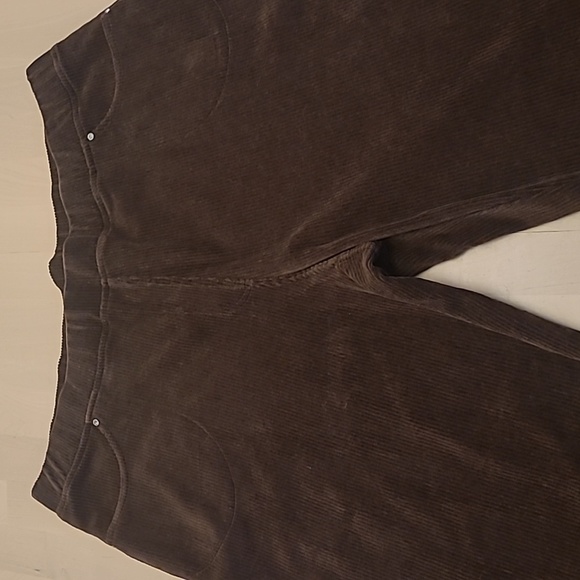 NWT Quaker Factory Vintage Inspo Brown Courduroy Pull-on Pants with Back Pockets - Picture 8 of 15